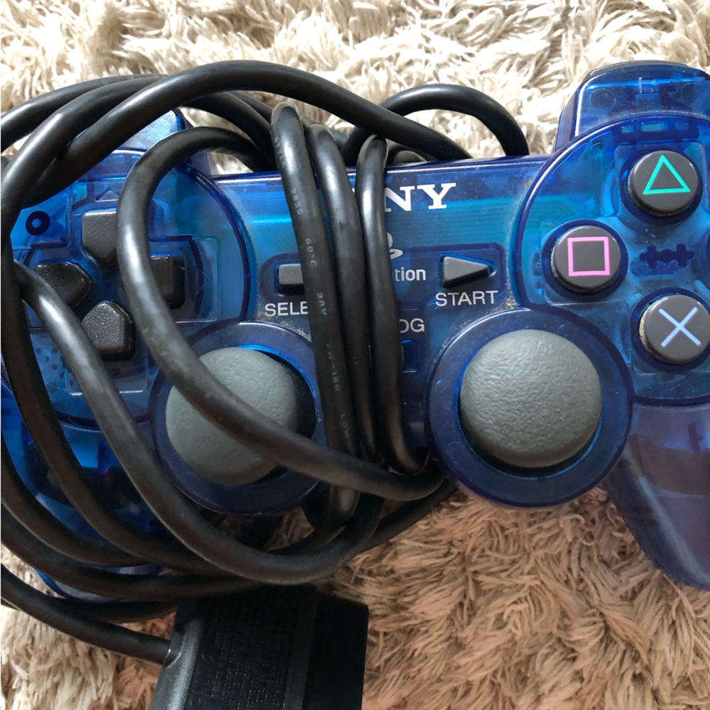 Playstation 1 Translucent Blue Wired PlayStation Controller - Picture 2 of 4